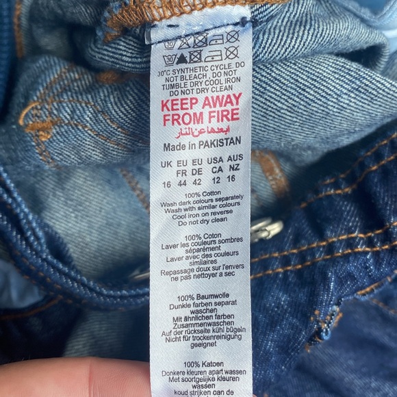 BOOHOO• Maternity• Size US 12• Dark Blue Wash Straight Leg Overalls - Picture 5 of 7